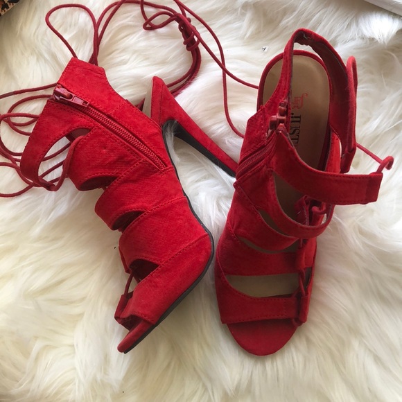 Shoes - Picture 1 of 8